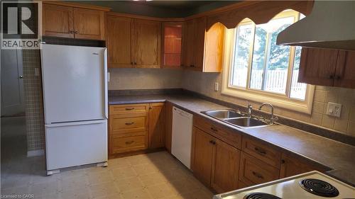 35 Bradley Drive, Kitchener, ON - Indoor Photo Showing Kitchen With Double Sink