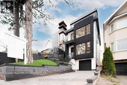 40 MORNINGSIDE AVENUE Toronto, ON M6S 1C4