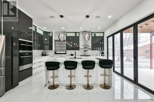 4511 Guelph Line, Burlington, ON - Indoor Photo Showing Kitchen With Upgraded Kitchen