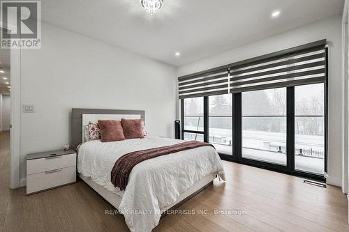 4511 Guelph Line, Burlington, ON - Indoor Photo Showing Bedroom