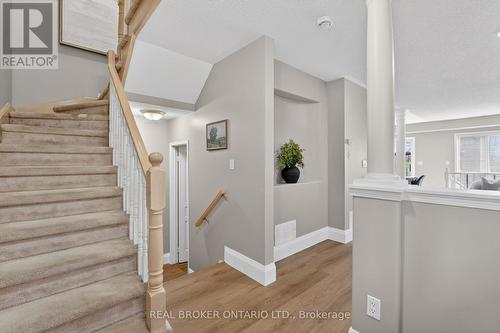 7048 Frontier Ridge, Mississauga, ON - Indoor Photo Showing Other Room