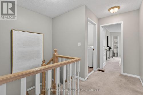 7048 Frontier Ridge, Mississauga, ON - Indoor Photo Showing Other Room