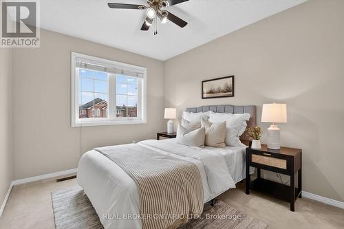 7048 Frontier Ridge, Mississauga, ON - Indoor Photo Showing Bedroom