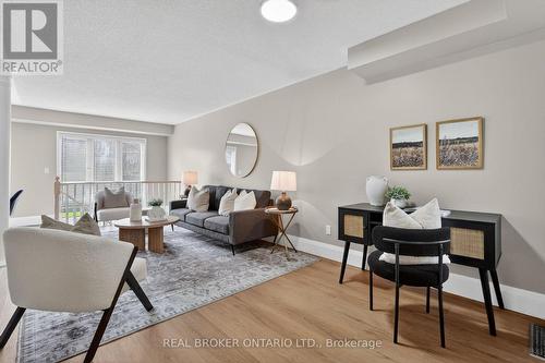 7048 Frontier Ridge, Mississauga, ON - Indoor Photo Showing Other Room