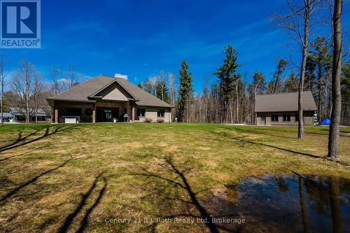 BACKYARD - 291 Concession Road 8 E, Tiny, ON - Outdoor
