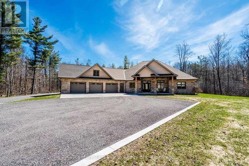LOADS OF PARKING - 291 Concession Road 8 E, Tiny, ON - Outdoor