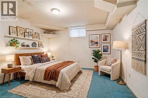 60 Rexford Drive, Hamilton, ON - Indoor Photo Showing Bedroom