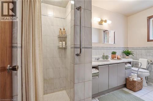 Virtually Staged - 60 Rexford Drive, Hamilton, ON - Indoor Photo Showing Bathroom