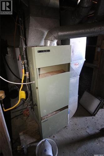 0 Railway Street E, Eastend, SK - Indoor Photo Showing Basement