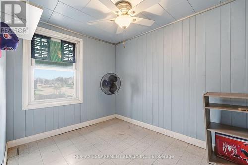 66 East 32Nd Street, Hamilton, ON - Indoor Photo Showing Other Room