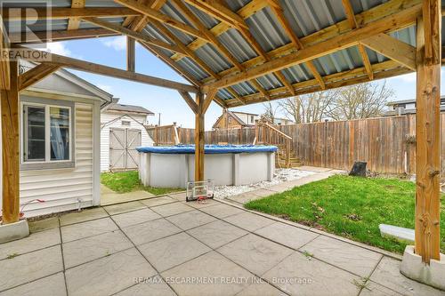 66 East 32Nd Street, Hamilton, ON - Outdoor With Above Ground Pool