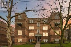 231 MACNAB Street S Unit# 23  Hamilton, ON L8P 3C9