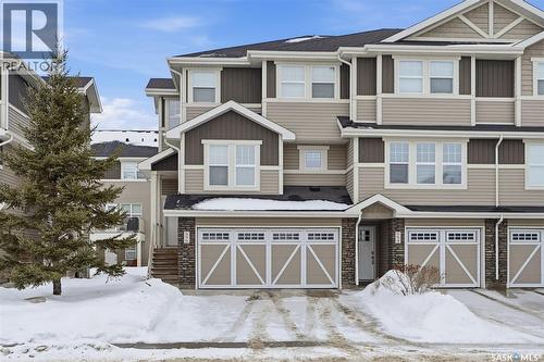 556 Pringle Crescent, Saskatoon, SK - Outdoor With Facade