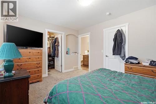 556 Pringle Crescent, Saskatoon, SK - Indoor Photo Showing Bedroom