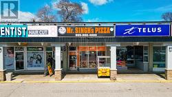 982 ALBION ROAD Toronto, ON M9V 1A7