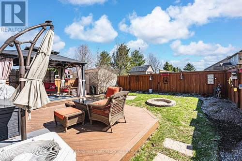 11 Red Cedar Lane, Essa, ON - Outdoor