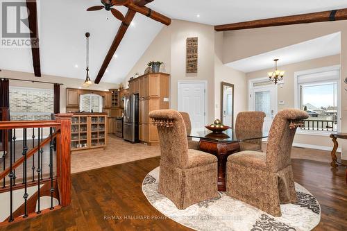 11 Red Cedar Lane, Essa, ON - Indoor