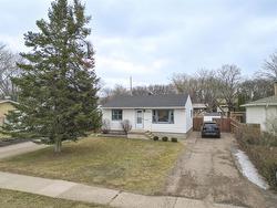 1419 4th Street  Brandon, MB R7A 3K1