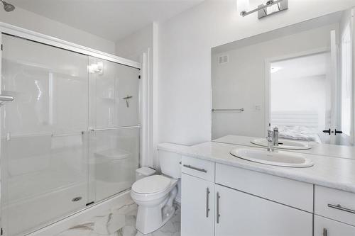 98 Twintree Way, Winnipeg, MB - Indoor Photo Showing Bathroom