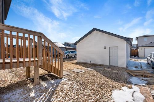 98 Twintree Way, Winnipeg, MB - Outdoor With Exterior