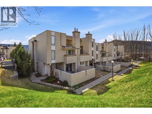 25 800 N SECOND AVENUE  Williams Lake, BC V2G 4C4