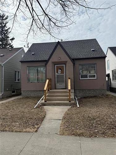 426 Mckenzie St, Winnipeg, MB 
