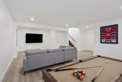 Family Room - 