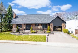 713 Boul. de L'Assomption Repentigny (Repentigny), QC J6A 7E7