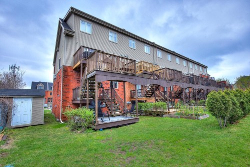 Garden - 596 Rue Étienne-Lavoie, Laval (Sainte-Dorothée), QC - Outdoor