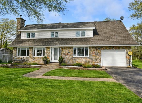 5375 Boul. des Mille-Îles  Laval (Saint-François), QC H7L 1K5