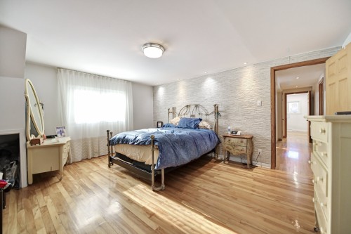 Master Bedroom - 5375 Boul. Des Mille-Îles, Laval (Saint-François), QC - Indoor Photo Showing Bedroom