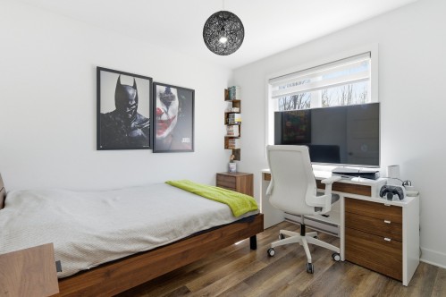 Chambre à coucher - 45 Rue De L'Affluent, Saint-Hippolyte, QC - Indoor Photo Showing Bedroom
