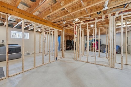 Sous-sol - 45 Rue De L'Affluent, Saint-Hippolyte, QC - Indoor Photo Showing Basement