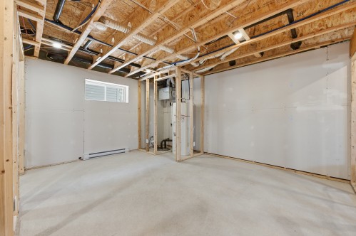 Sous-sol - 45 Rue De L'Affluent, Saint-Hippolyte, QC - Indoor Photo Showing Basement