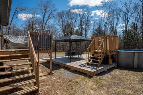Cour - 45 Rue De L'Affluent, Saint-Hippolyte, QC - Outdoor With Above Ground Pool