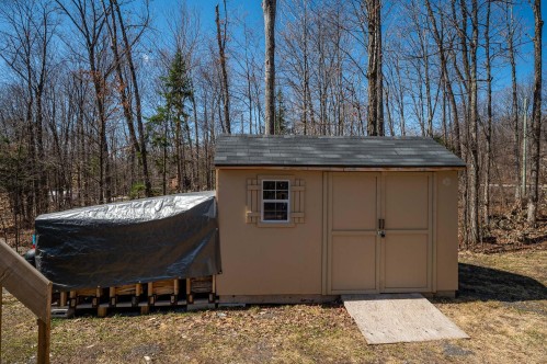 Remise - 45 Rue De L'Affluent, Saint-Hippolyte, QC - Outdoor