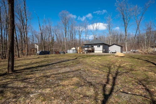 Cour - 45 Rue De L'Affluent, Saint-Hippolyte, QC - Outdoor