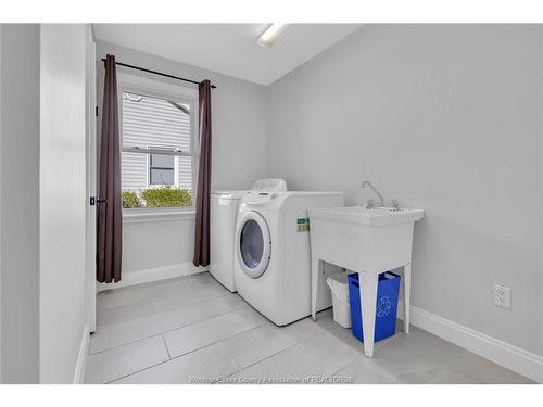 42 Grace, Leamington, ON 