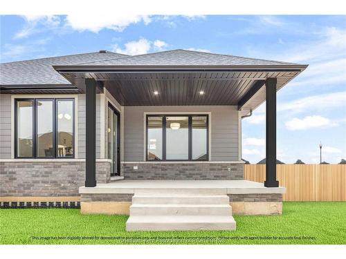 108 Bloomington Way, Chatham, ON 