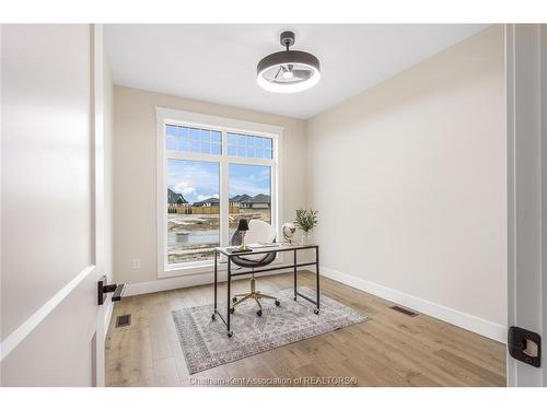 108 Bloomington Way, Chatham, ON 
