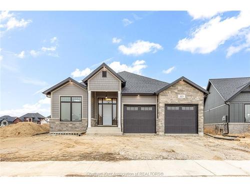 108 Bloomington Way, Chatham, ON 