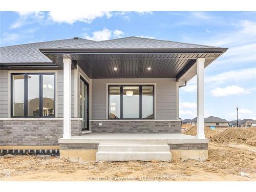 108 Bloomington Way, Chatham, ON 