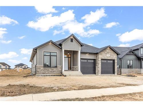108 Bloomington Way, Chatham, ON 