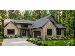 7008 BLUECOAST Heights  Plympton-Wyoming, ON N0N 1E0