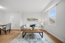 10-7340 Copenhagen Road  Mississauga, ON L5N 2S5