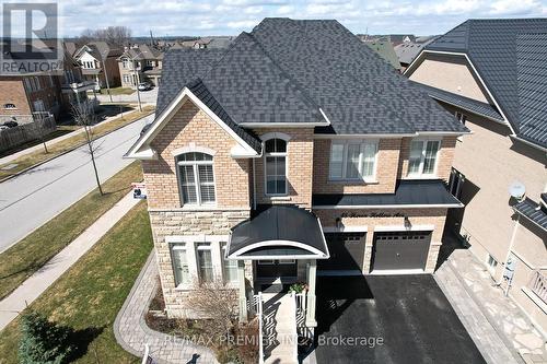 48 Heron Hollow Avenue, Richmond Hill, ON - Outdoor