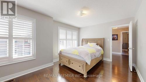 48 Heron Hollow Avenue, Richmond Hill, ON - Indoor Photo Showing Bedroom