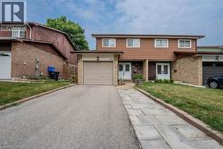 7163 FAYETTE Circle  Mississauga, ON L5N 1Y5