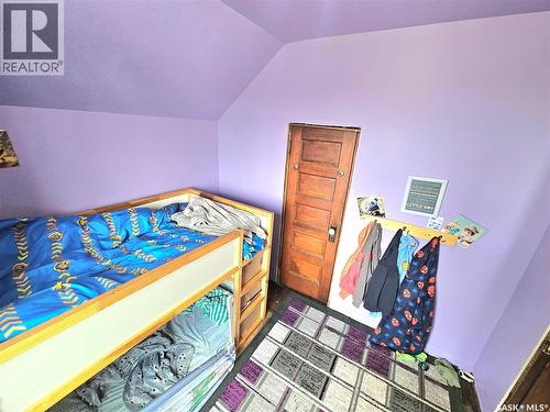 464 1St Avenue E, Melville, SK - Indoor Photo Showing Bedroom