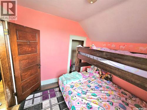464 1St Avenue E, Melville, SK - Indoor Photo Showing Bedroom